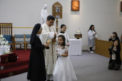 1communion050717-27